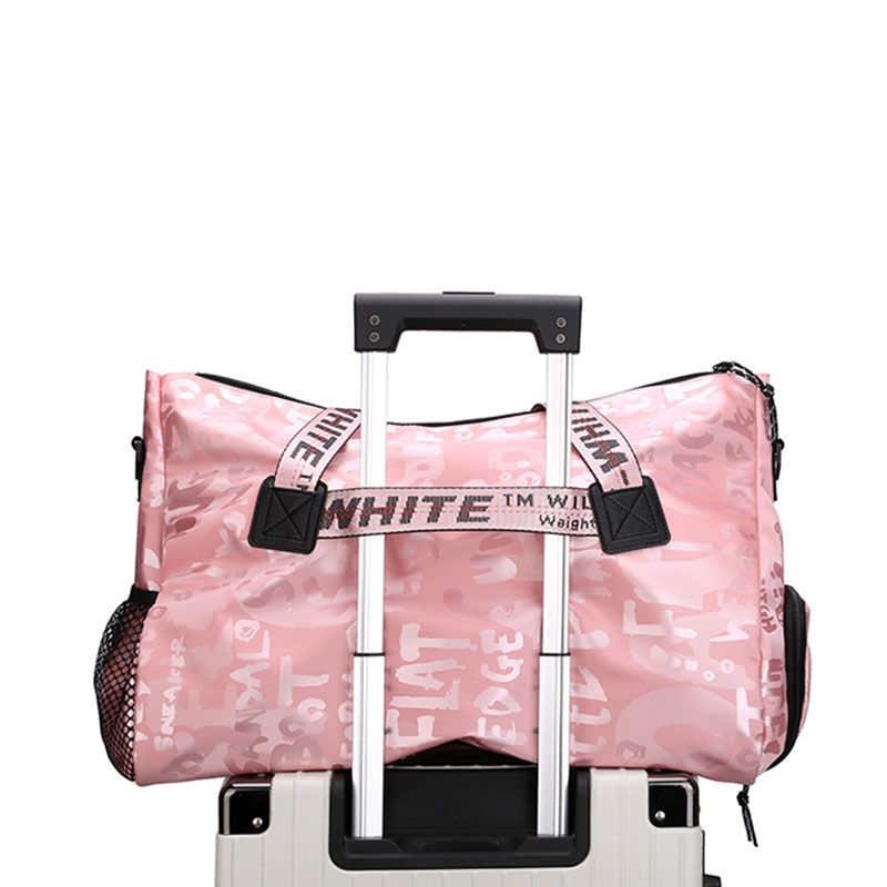 Спортивная / дорожная сумка с отделом для обуви модель 151-1 (Розовая)